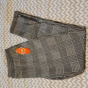 NWT Houndstooth Leggings
